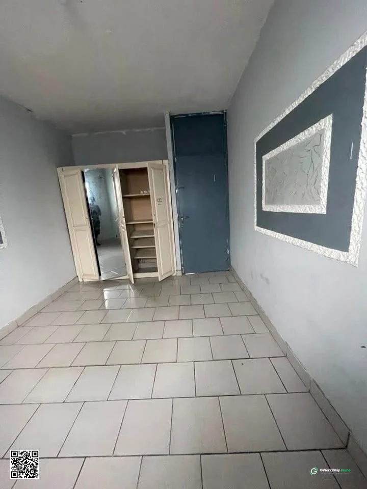 Villa 4 chambres à louer – Kotto, Douala